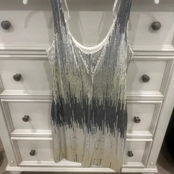 As You Wish Silver & White Ombré Sequin Mini Dress Size Medium - Picture 5 of 8